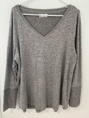 Maurices grey vneck sweater